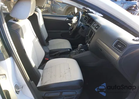 2016 Volkswagen Jetta 1.8T Sport из США, поврежденный, VIN 3VWD17AJ6GM415696